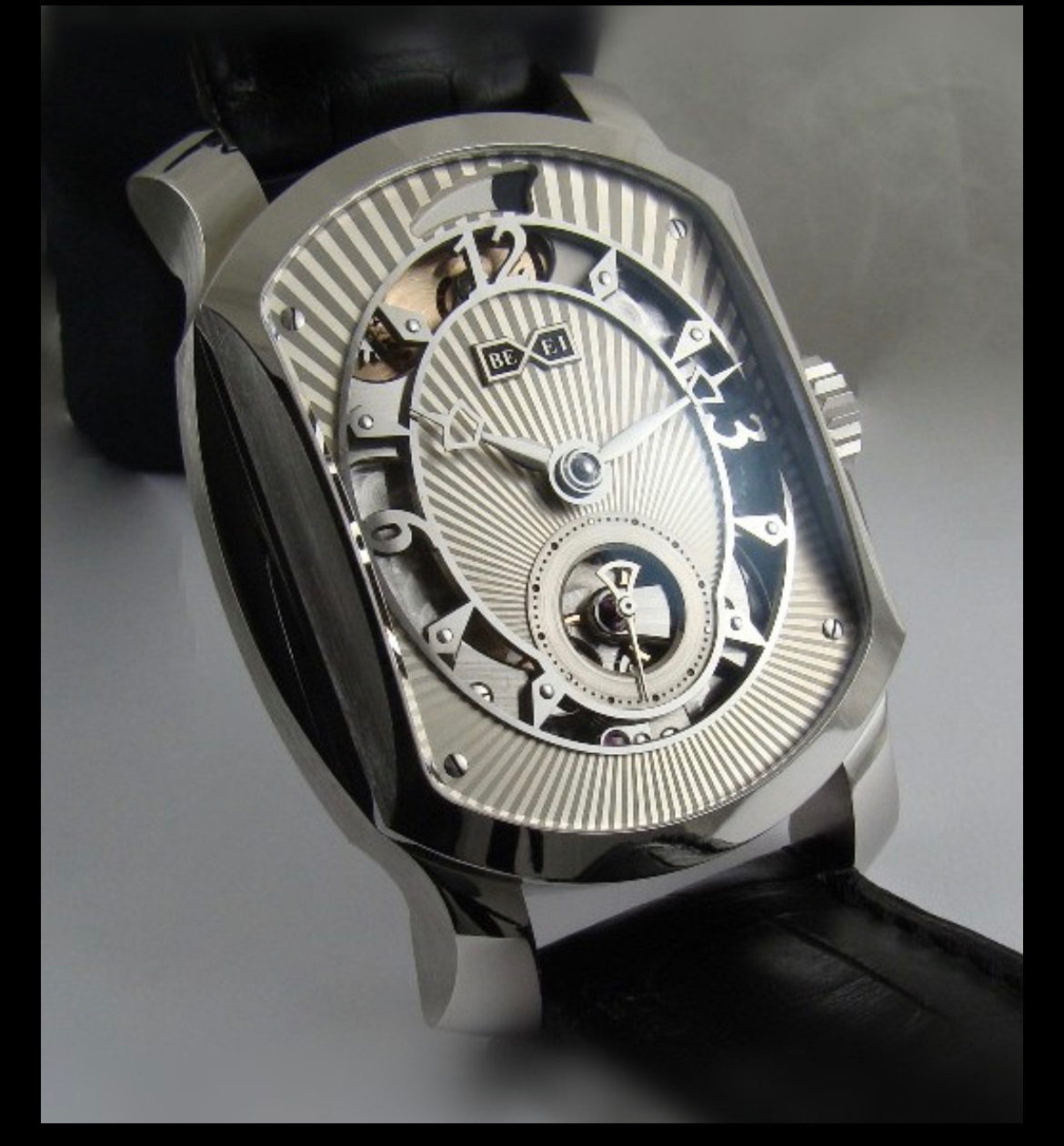 Uncomplicate complications - Tourbillon - Loupiosity.com