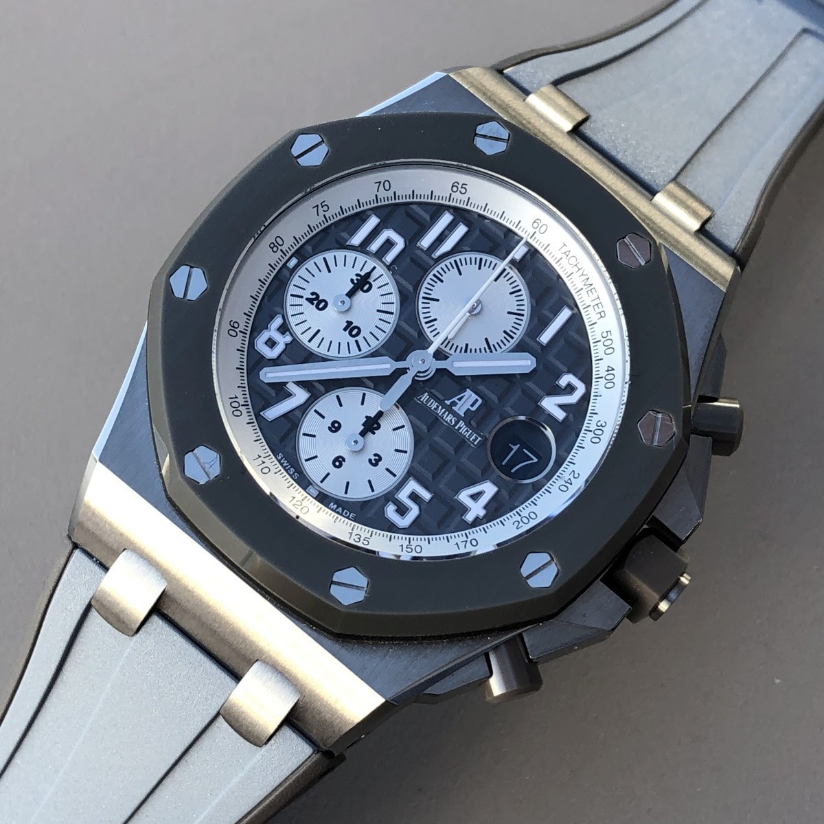 Hands-On Review Of The AP Royal Oak Offshore Ceramic