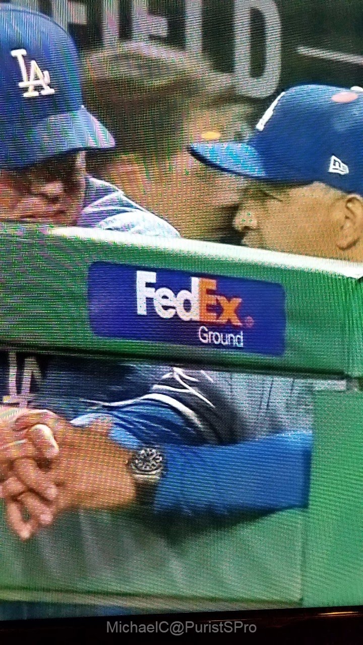 Identify] Dodgers Manager Dave Roberts : r/Watches