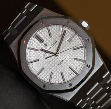 Audemars Piguet Royal Oak 15400 Scans