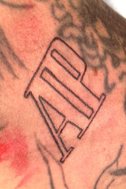 Javier Baez has an MLB logo tattooed on the back of his neck : r/baseball -  muzejvojvodine.org.rs