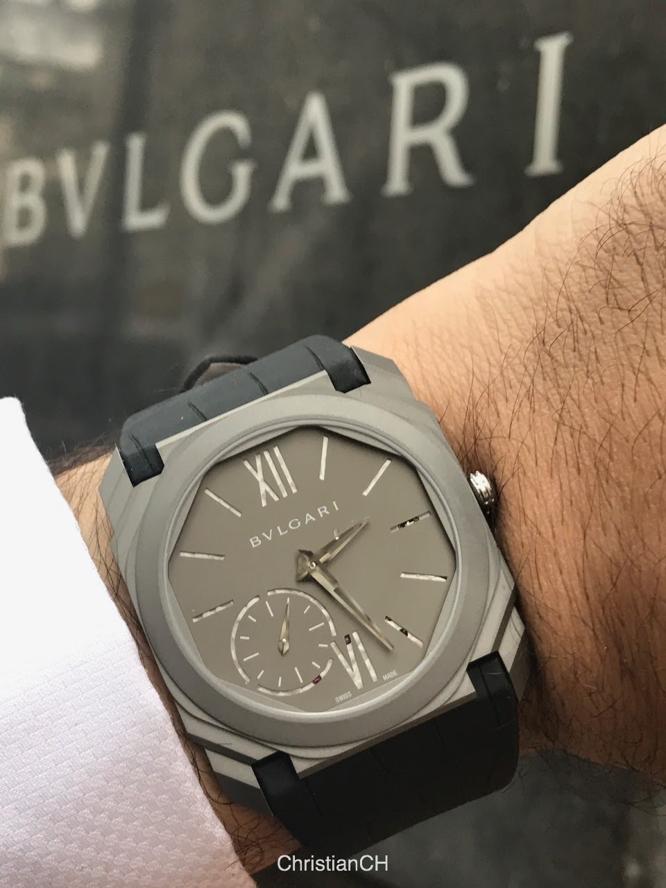 Bulgari - New incoming! Bulgari Octo Finissimo Revolution Limited Edition  Watch