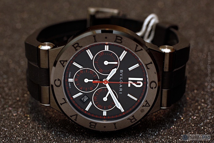 bulgari diagono ultranero chronograph