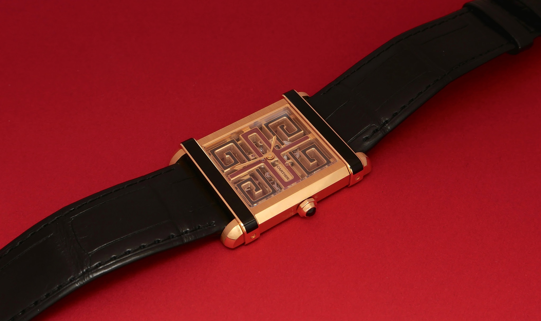 The New Tank De Cartier - Watches & Wonders 2022 - IWS