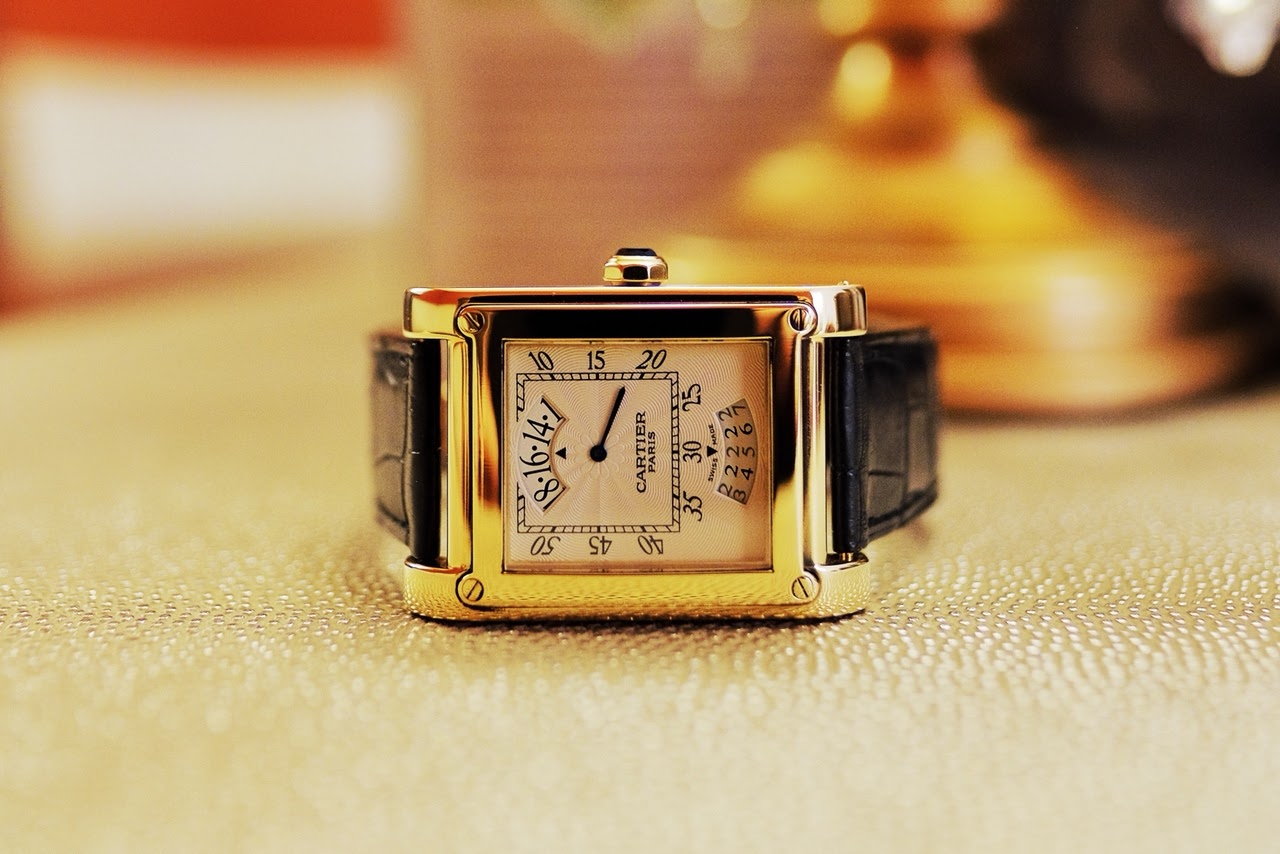 Cartier Tank Louis in YG, CPCP Collection Prive, full set – Special Dial