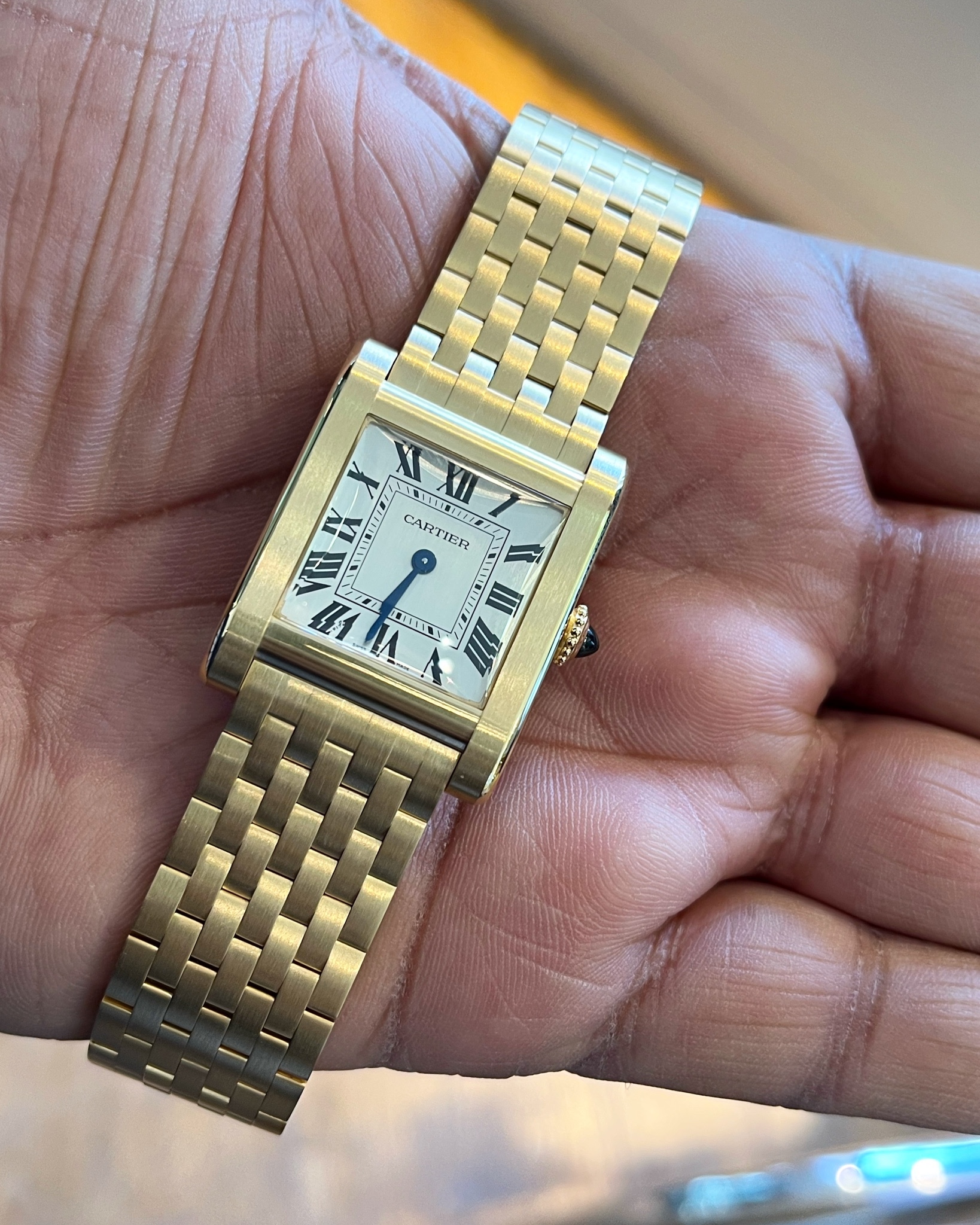 Cartier] Tank solo large. How can a watch simultaneously be a bad