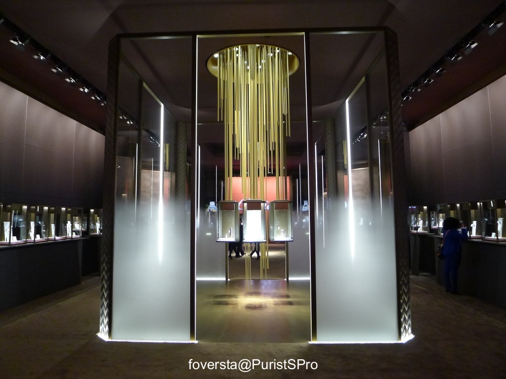 Cartier 3D Rendering Luxury Jewelry Shop Interior Design and Shop Fitting  Manufacturing