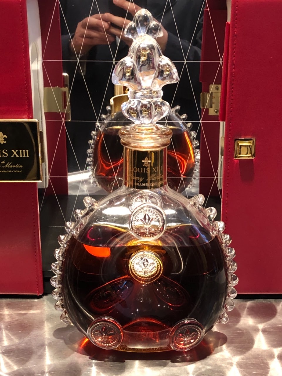 Louis XIII Social Media — Bonjour Paris