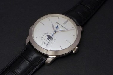 Girard-Perregaux 1966 Full Calendar Moon-phase