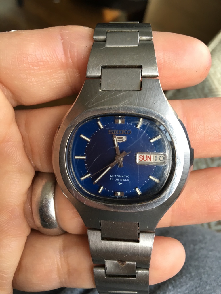 Seiko - A very interesting bi-lingual day-date Seiko reference