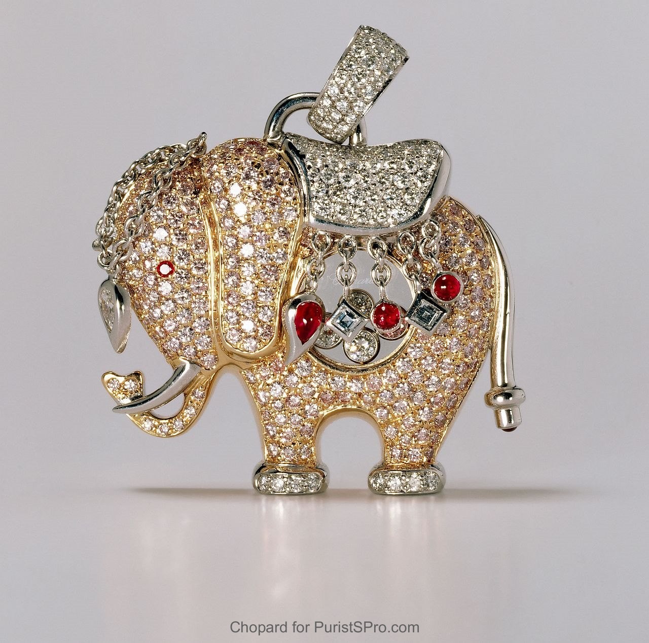 Happy Diamonds Elephant pendant