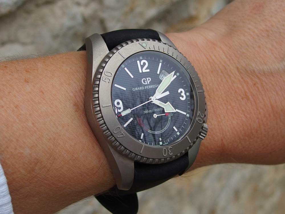 Girard perregaux sea on sale hawk ii pro titanium