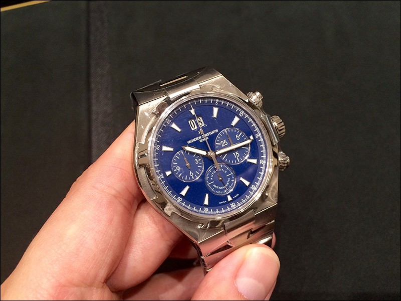 Vacheron Constantin 49150/B01A-9745 Overseas Blue Chronograph Dial