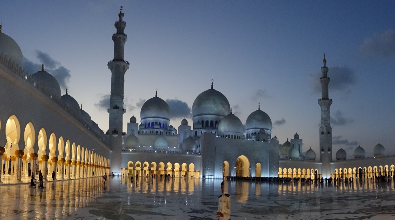 Shk Zayed Grand Mosque, 900+ USD million to build in 2008