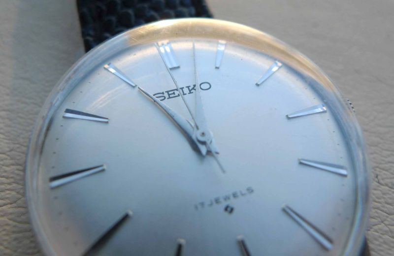 Horological Meandering - 2 vintage Seiko's. 1 has a place in Seiko's  history and the other...probably doesnt