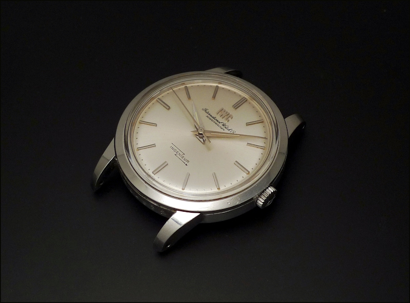 IWC Ingenieur Ref. 666: A Collector's Look at the No-Date Variant