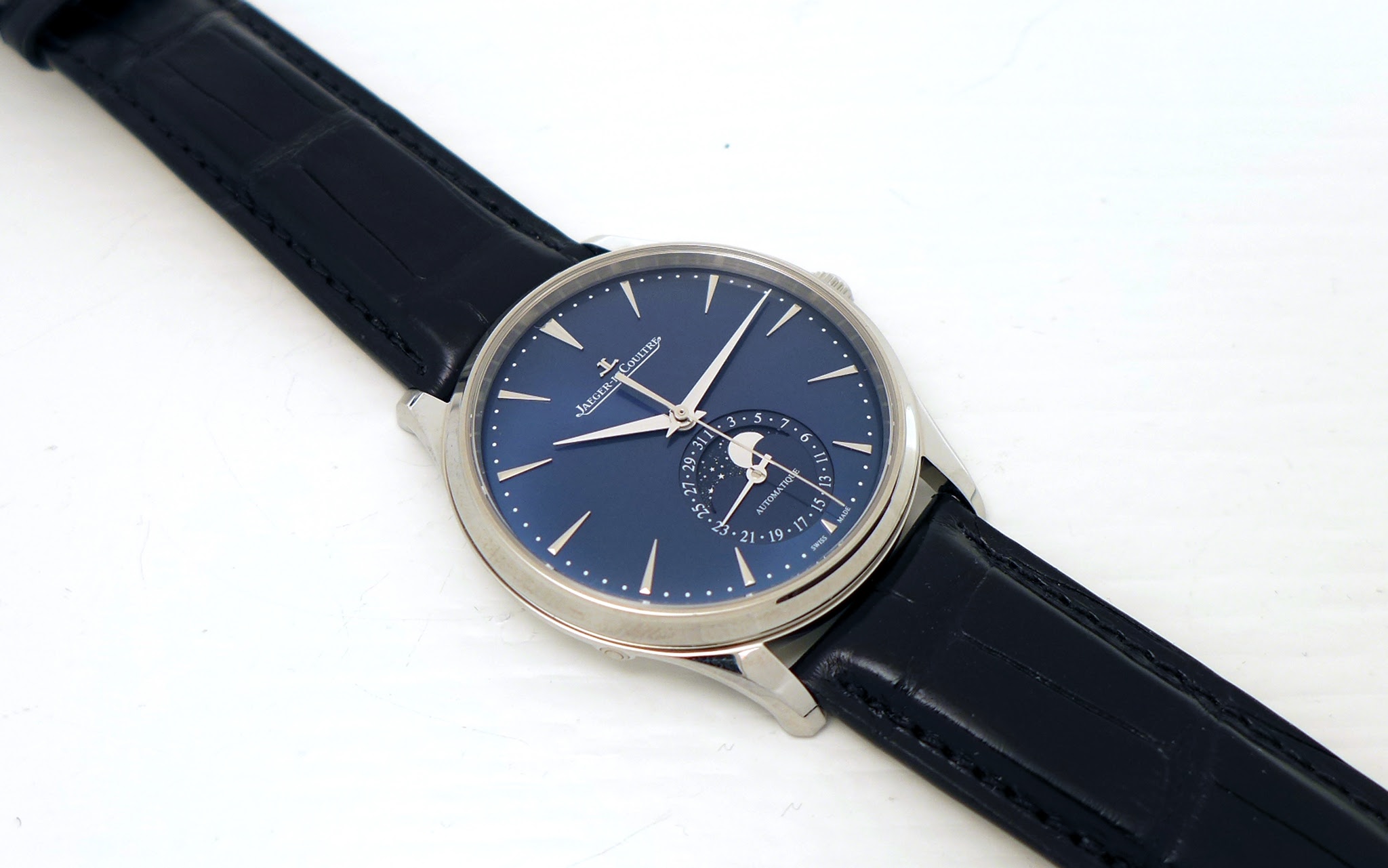 Jaeger LeCoultre Master Ultra Thin Moon Review