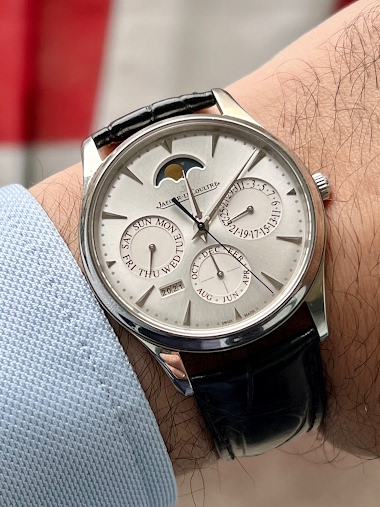 JLC - JLC Master Perpetual Calendar - is the moonphase wrong or ... ?