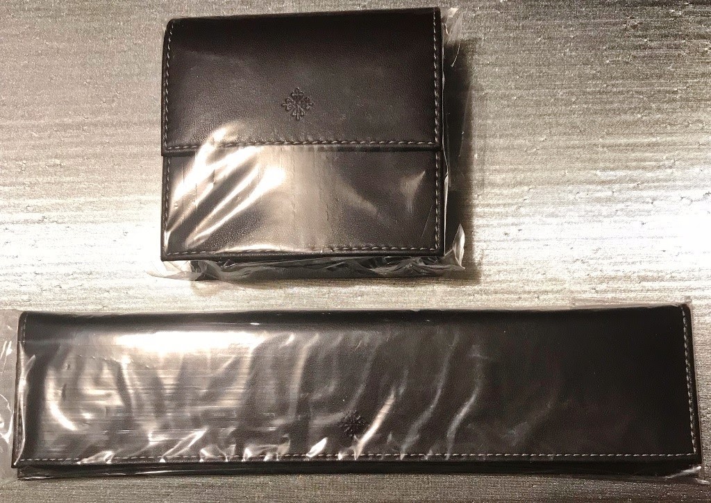 PATEK PHILIPPE Small bags, wallets & cases T. Leather ref.838666 - Joli  Closet