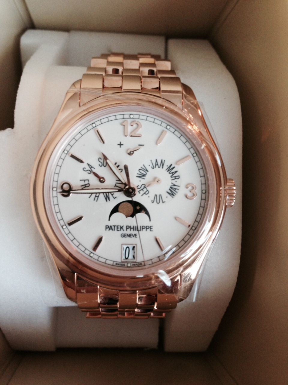 Collectors Market SOLD Patek Philippe ANNUAL CALENDAR 5146 18K