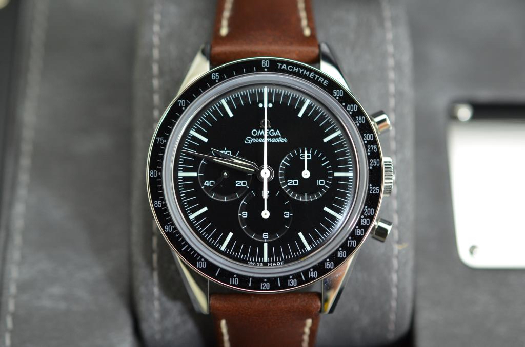 LNIB Omega Speedmaster Moonwatch 