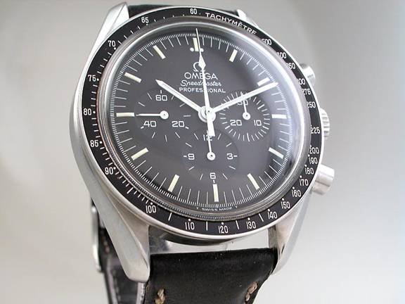 running chronograph continuously speedmaster