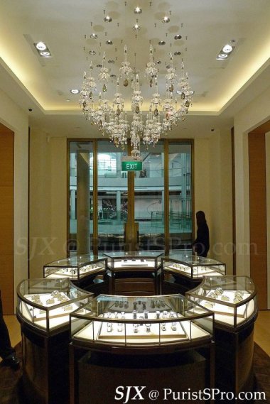 Cartier: Newly remodelled Cartier boutique at Marina Bay Sands, Singapore -  Luxferity