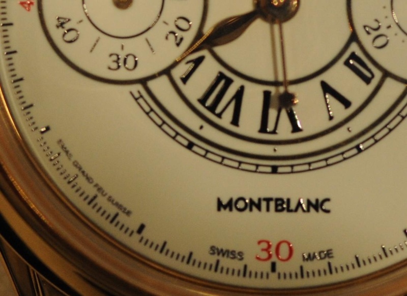 Notice the perfection of this enamel dial, no bubbles, no craters, perfectly smooth