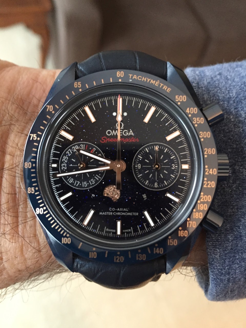 omega speedmaster blue side of the moon aventurine