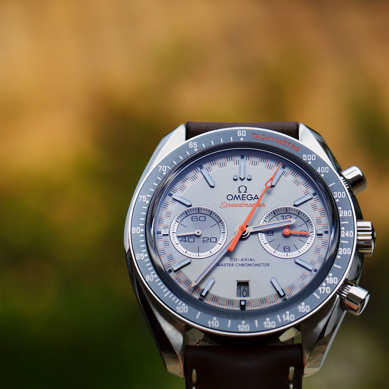 Omega Speedmaster CoAxial 9900 Racing 