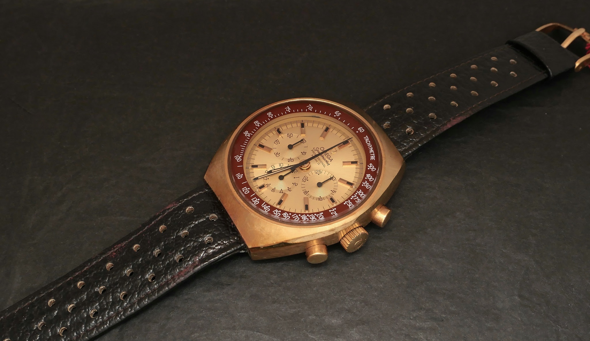 Omega - Speedie Tuedsay: Omega Speedmaster Mark 2