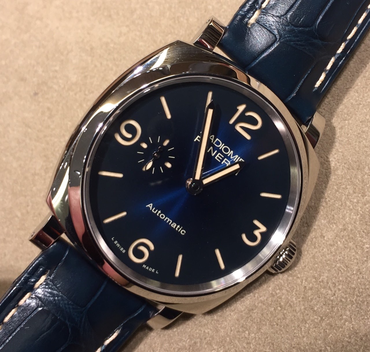 Pam 933 shop panerai