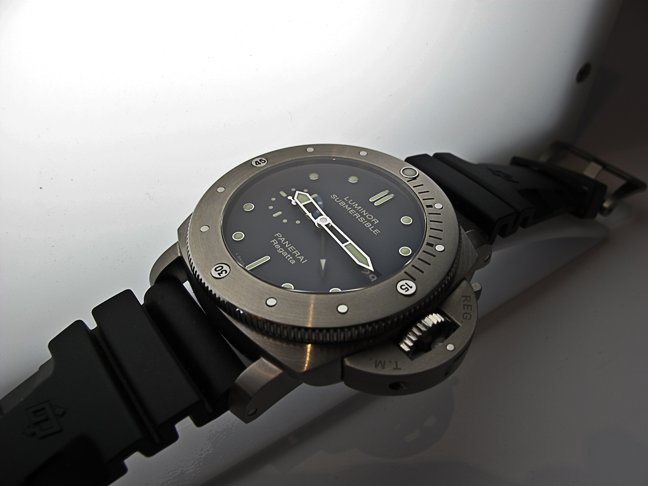 Officine Panerai - Panerai Luminor Submersible 1950 Regatta PAM00371