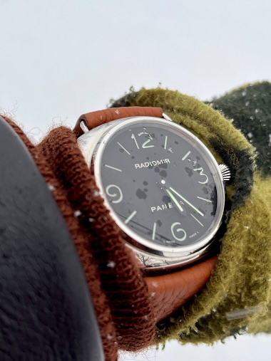 Panerai Luminor 44 mm Watch in Grey Dial