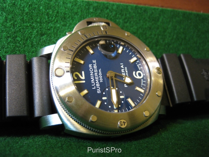 Panerai 87 store