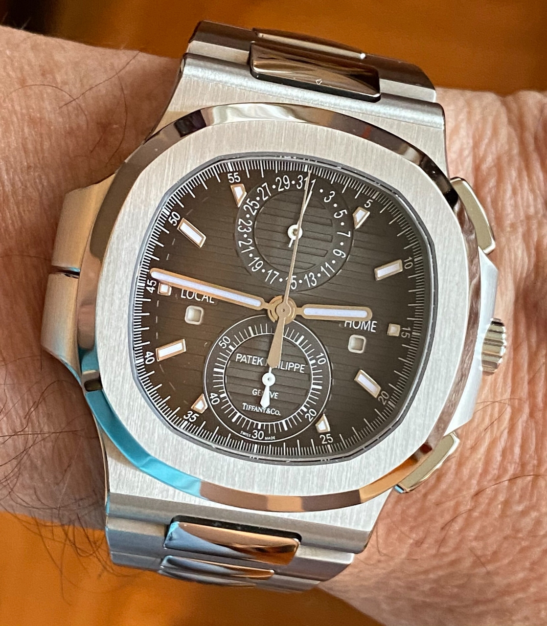 Patek Philippe 5711/1R TIFFANY Nautilus Rare Rose Gold