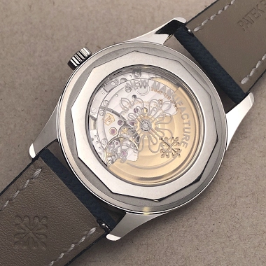 Patek Philippe Hands On Review Of The Patek Philippe Calatrava 6007a 001