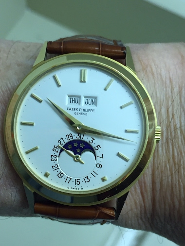 Patek Philippe Vintage or modern that is the question. Here are