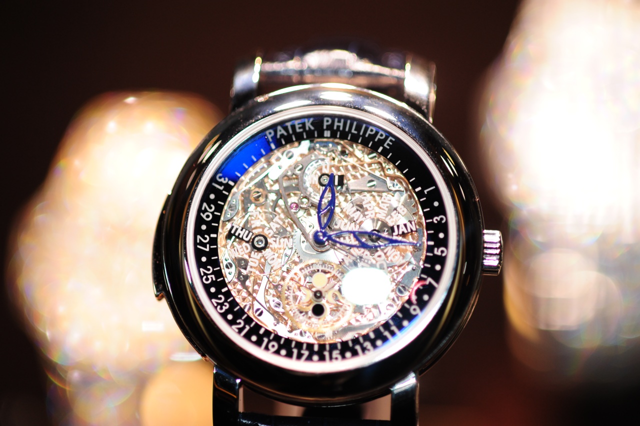 The rotating backgrounds behind the sapphire subdials is highlighted in this photo. Thursday, I, and January.