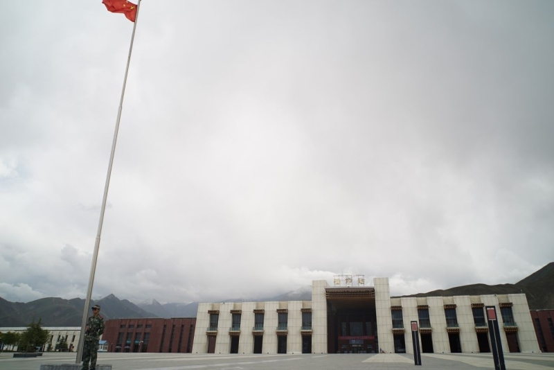 Lhasa train station