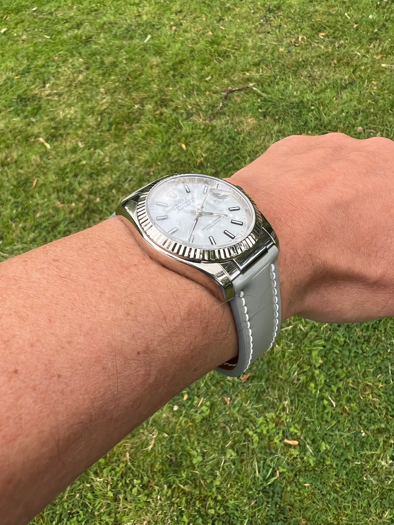 Datejust 41 on sales leather strap