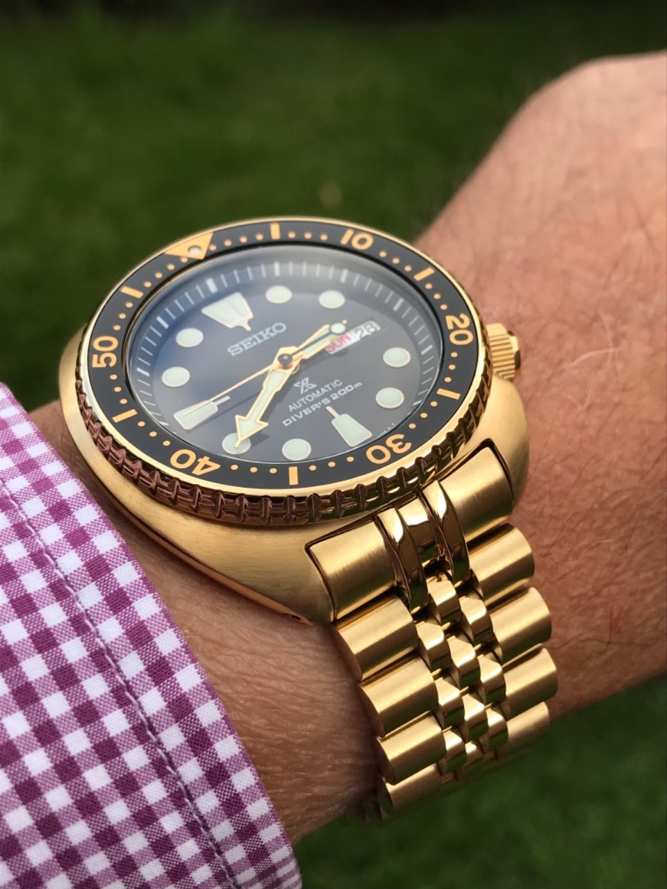 Seiko - Just for the pleasure of sharing a few shots of my golden Turtle...