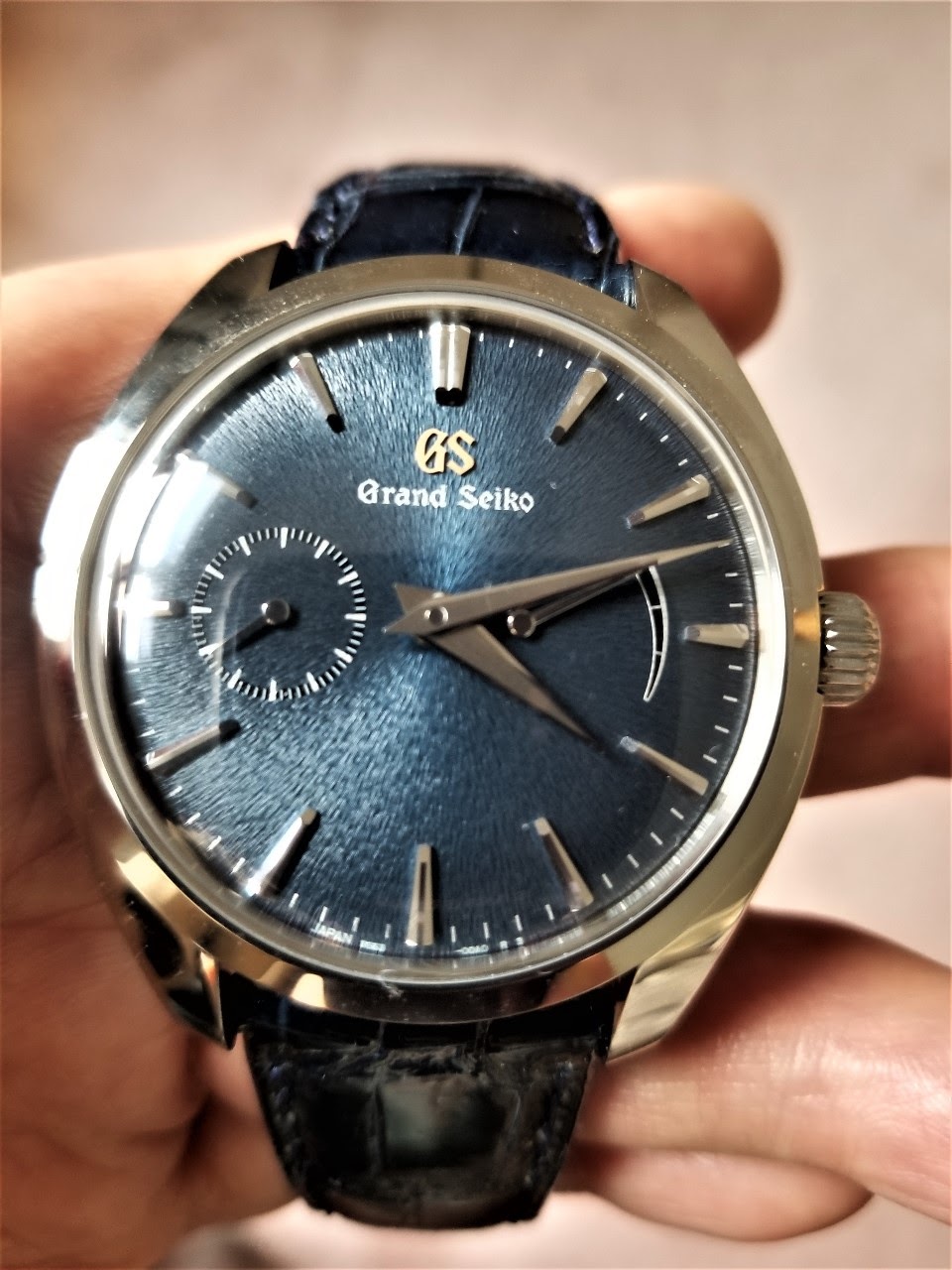 Seiko - See this Grand Seiko SBGK005 in the flesh at my AD, still thinking  whether I should pull the trigger or not, any input to help with my  decision?