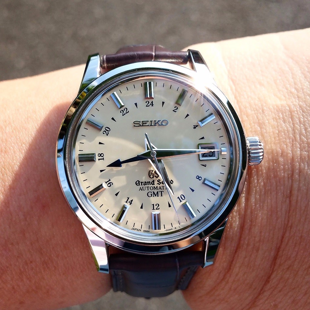 Seiko - Sharing some more pics of my Grand Seiko SBGM021