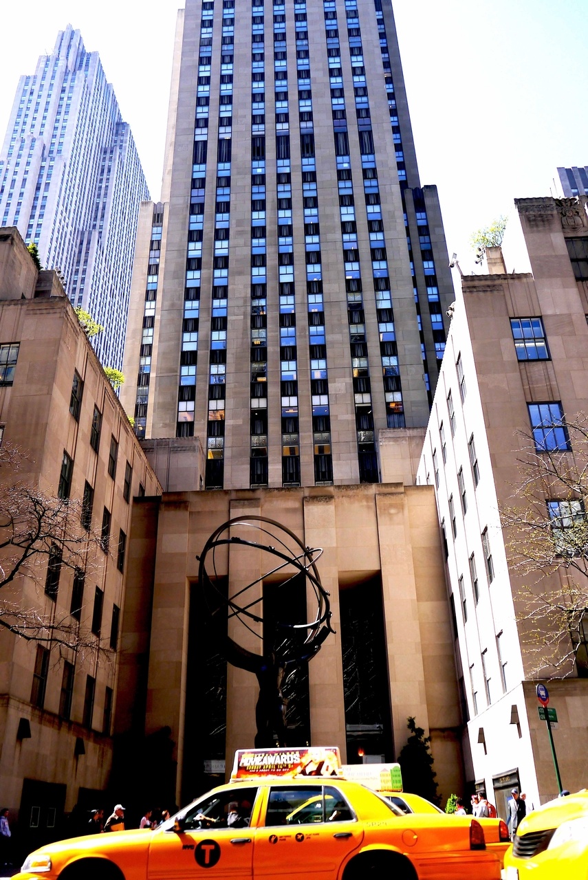 Rockefeller Building - opposite St.Patricks-Patek US office 