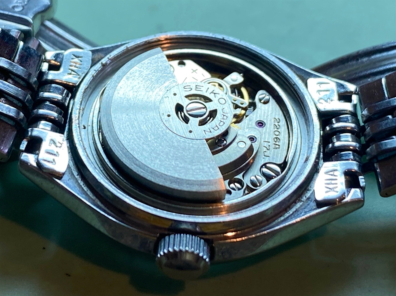 WatchTech - Thoughts on small and shapely ladies