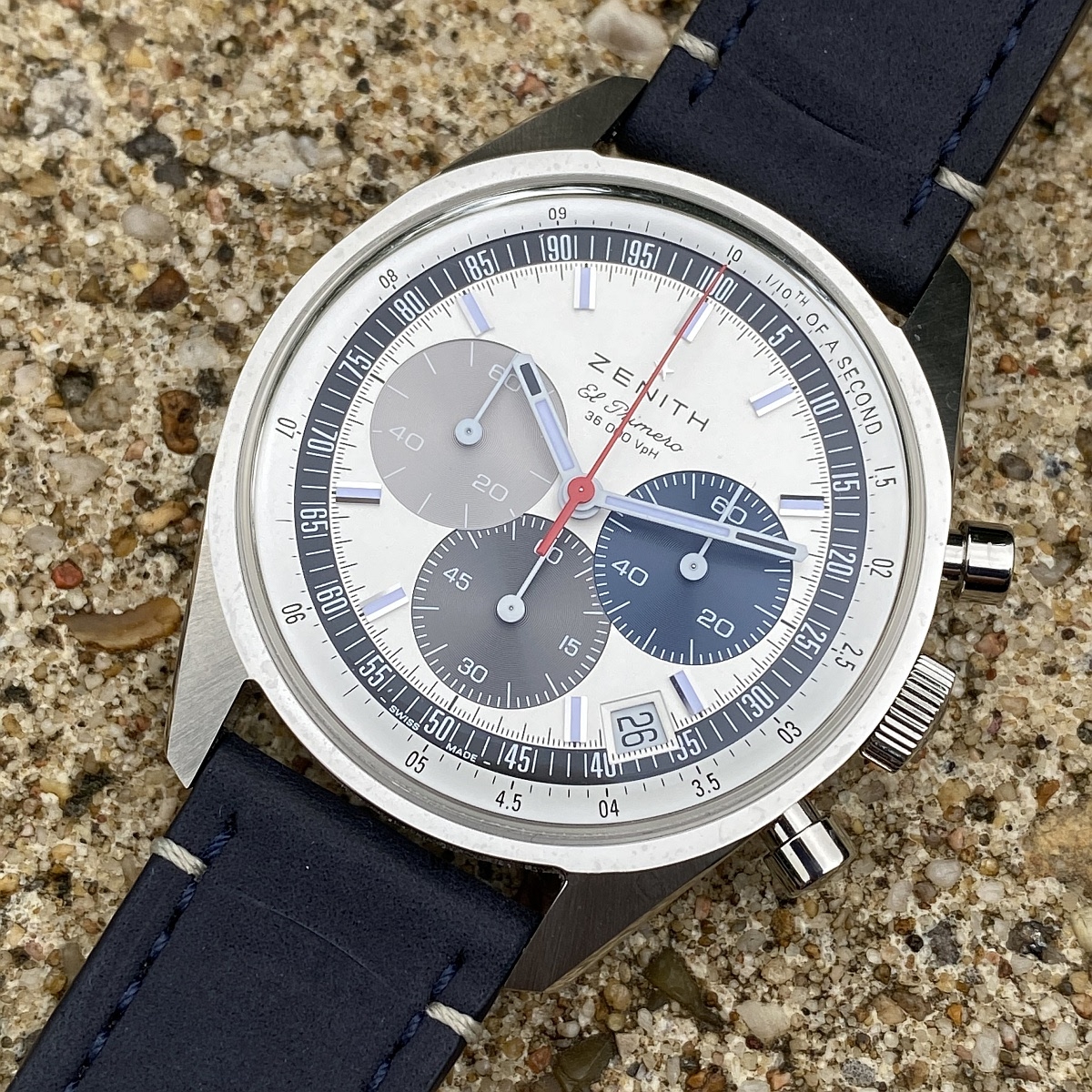 Zenith - Hands on review of the Zenith Chronomaster Sport