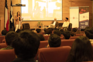 4-300x200 Escuela de Periodismo e Instituto de Física inauguran su año académico