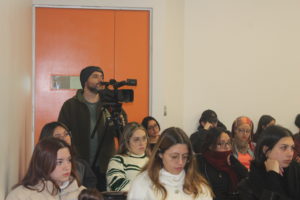 IMG_3628-300x200 Periodismo PUCV realizó Conferencia Internacional “Geometría de Crisis, Conflictos y Negociaciones”