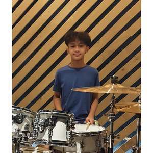 Daffa Rizky Arnudhia, Indonesia, Drums